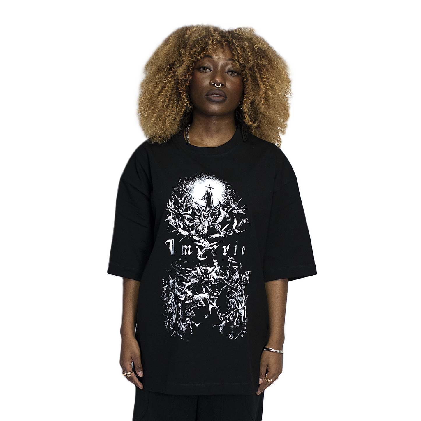 Women battle against paganism black T-Shirt